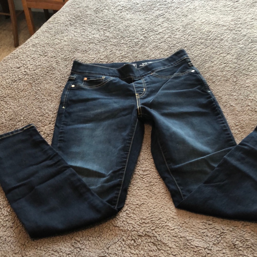 Levi pull on skinny